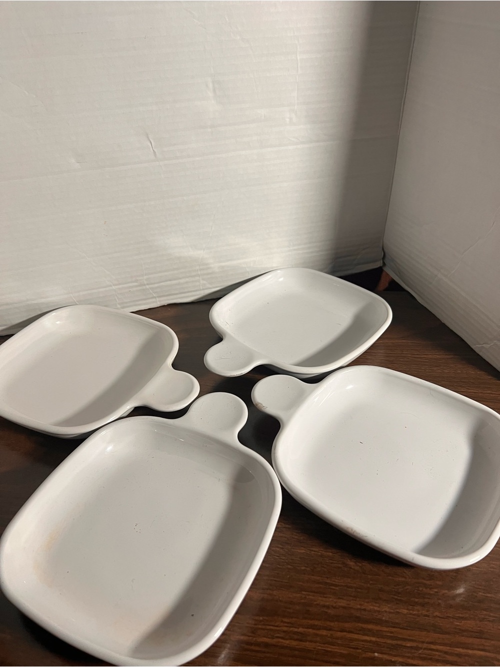 Corningware snack it plates Set of 4